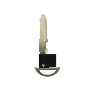 Emergency Key Insert Mazda / MZ31  / 2013-2018 (D6Y1-76-2GXC) + chip 4D63